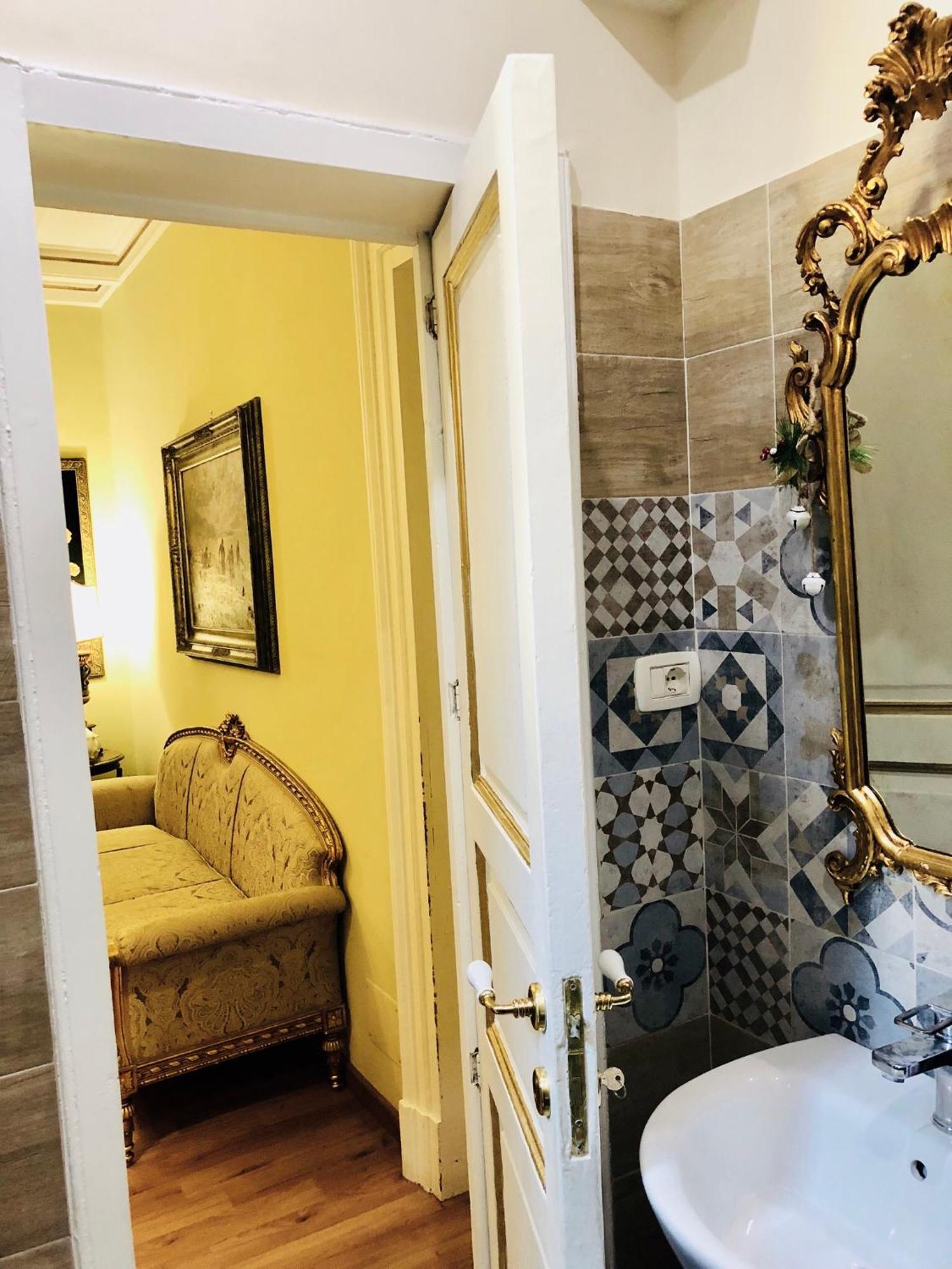 Bed and Breakfast Dimora Umberto Катанія Екстер'єр фото