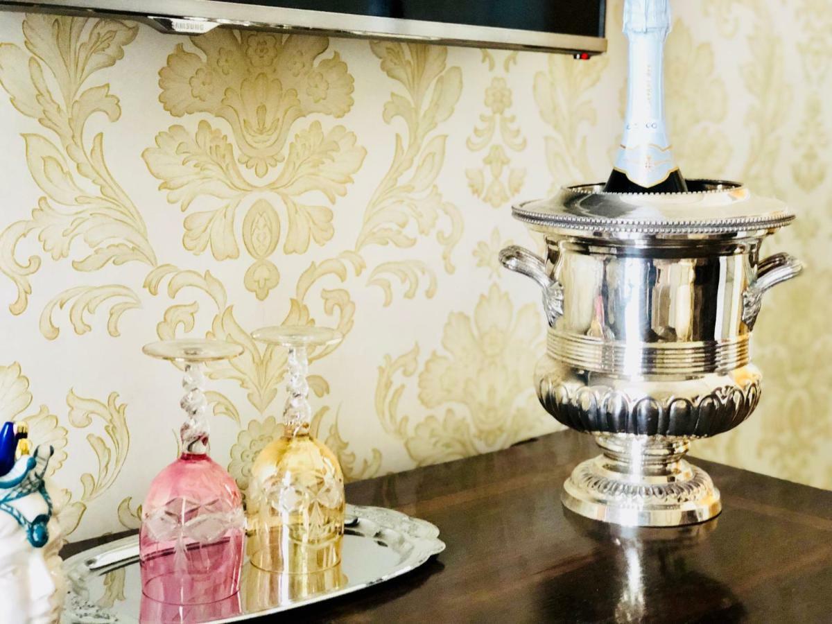 Bed and Breakfast Dimora Umberto Катанія Екстер'єр фото